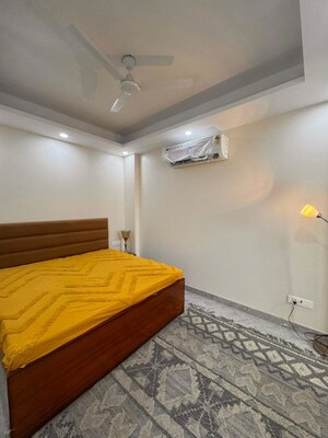 Bedroom in 1 BHK Builder Floor at Sector 27 – for Rent