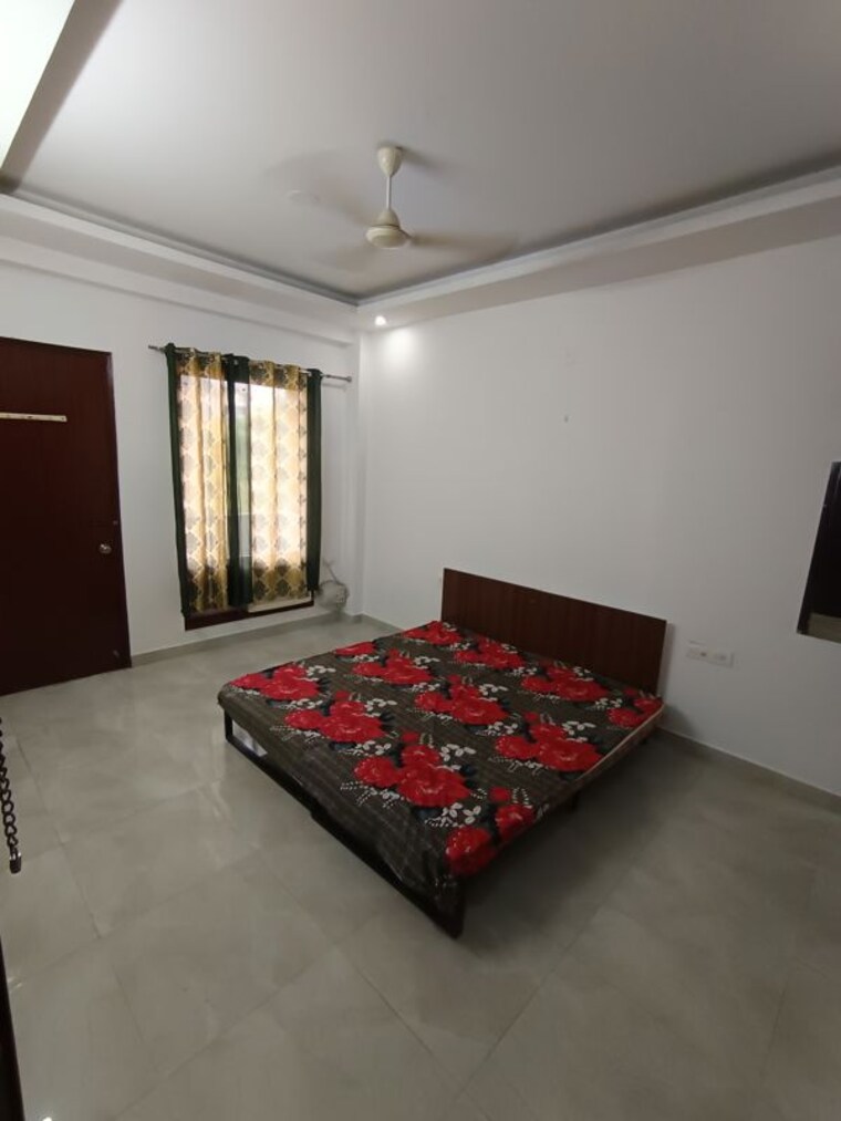 Bedroom, vipul-world-plots 3 Bedroom 1900 Sq.Ft. Builder Floor In Sector 48 Gurgaon 10441575