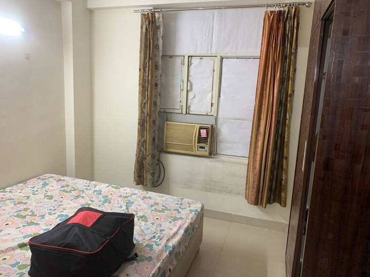 Bedroom, shree-vardhman-mantra 2 Bedroom 900 Sq.Ft. Apartment In Sector 67 Gurgaon 10441592