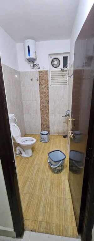Bathroom in 2 BHK Villa at Aliganj – for Rent