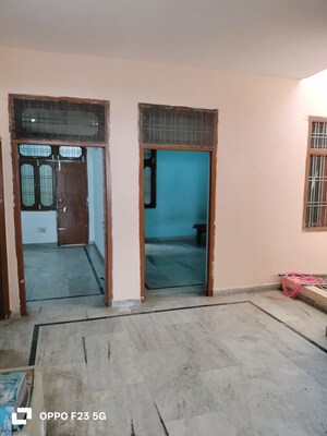 2 BHK Builder Floor For Rent in Kamta