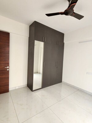 Room in 2 BHK Apartment at Harlur – for Rent