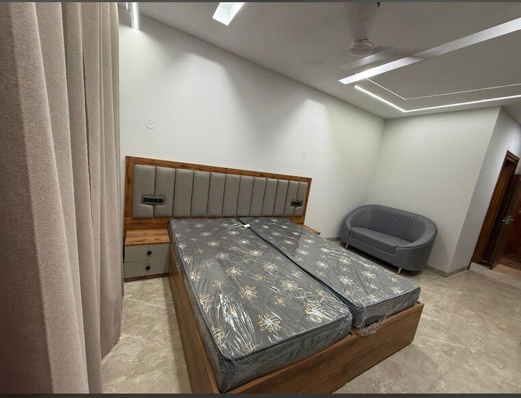Bedroom, sector 39 1 RK 685 Sq.Ft. Builder Floor In Sector 39 Gurgaon 10441642