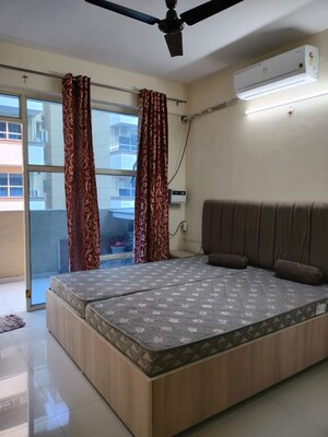 2 BHK Apartment For Sale in Pyramid Urban Homes 3, Sector 67a