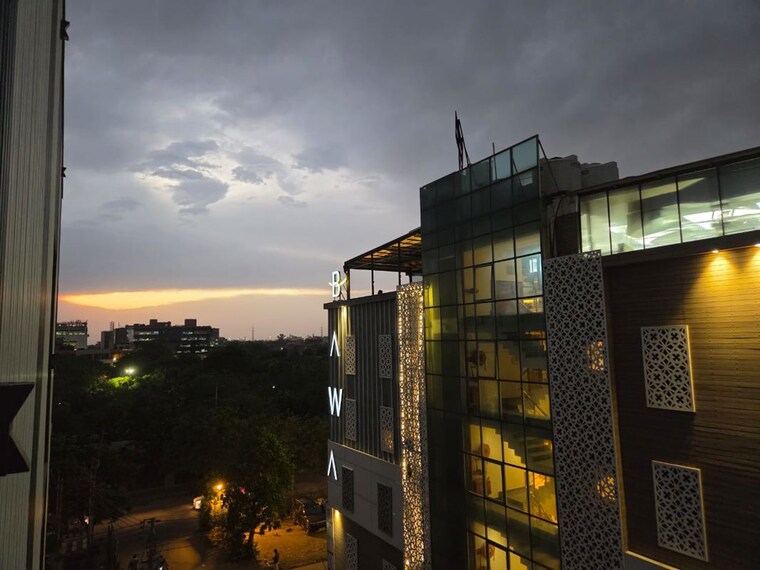 Exterior View, sector 32 1 Bedroom 800 Sq.Ft. Builder Floor In Sector 32 Gurgaon 10441680