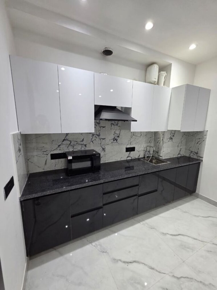 Kitchen, sector 32 1 Bedroom 800 Sq.Ft. Builder Floor In Sector 32 Gurgaon 10441680