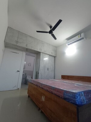Furnished Amenities in 2 BHK Apartment at Sector 59 – for Sale