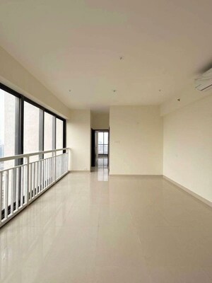 Room in 2 BHK Apartment at Dynamix Divum, Malad East – for Rent