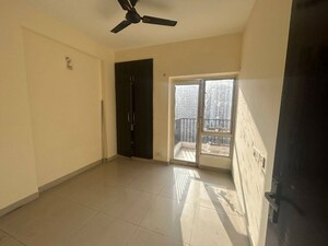 2 BHK Apartment For Rent in Nirala Greenshire Phase II, Sector 2 Greater Noida