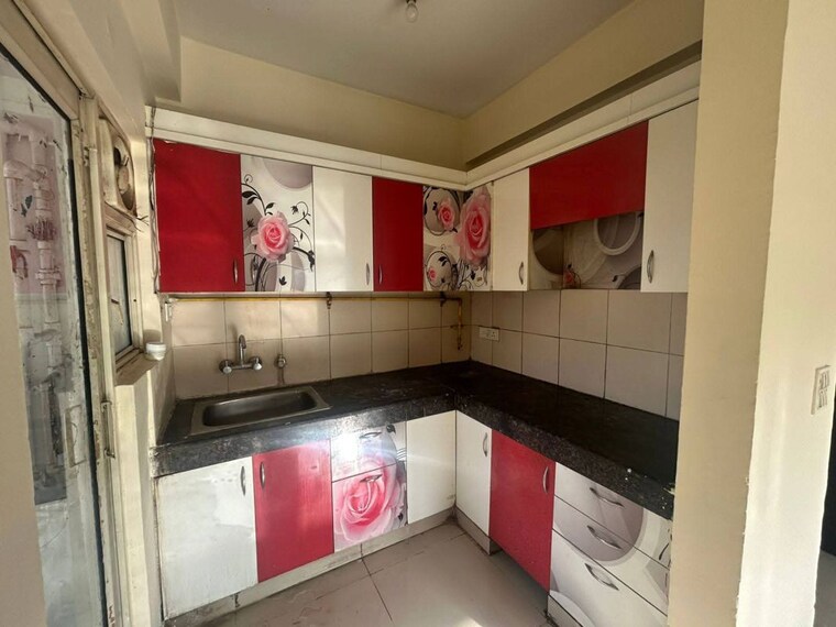 Kitchen, nirala-greenshire-phase-ii 2 Bedroom 950 Sq.Ft. Apartment In Sector 2 Greater Noida Greater Noida 10441763
