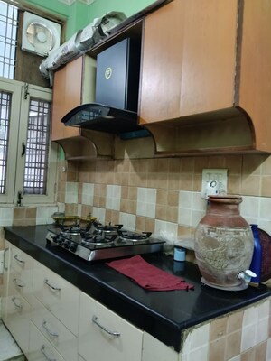 Kitchen in 2.5 BHK Villa at Sector 23 – for Rent