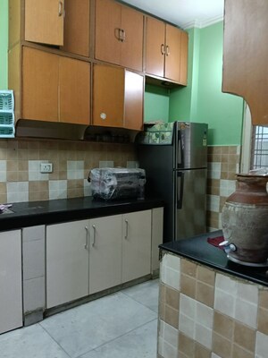 Kitchen in 2.5 BHK Villa at Sector 23 – for Rent