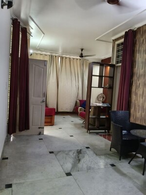 Living Room in 2.5 BHK Villa at Sector 23 – for Rent