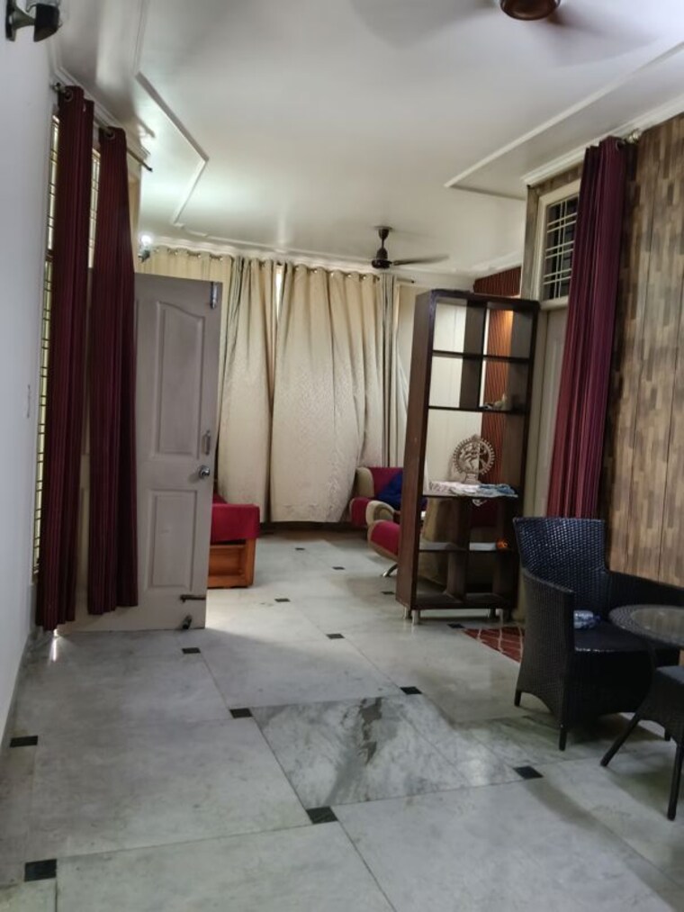 Living Room, sector 23 2.5 Bedroom 1200 Sq.Ft. Villa In Sector 23 Gurgaon 10441768
