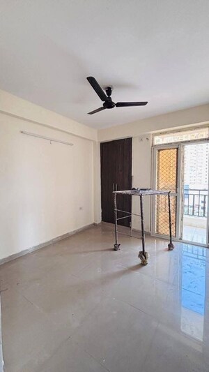 3 BHK Apartment For Rent in Trident Embassy, Sector 1 Greater Noida
