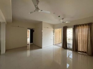 Room in 2 BHK Apartment at Nyati Elan, Wagholi – for Rent