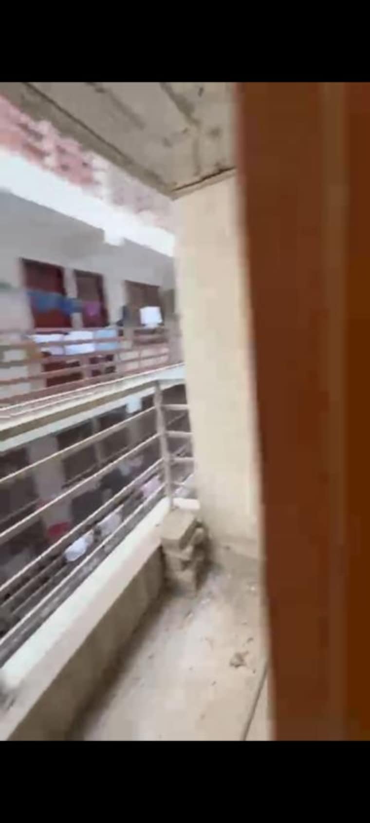 Balcony, vasant kunj enclave 3 Bedroom 110 Sq.Yd. Builder Floor In Vasant Kunj Enclave Delhi 10441805