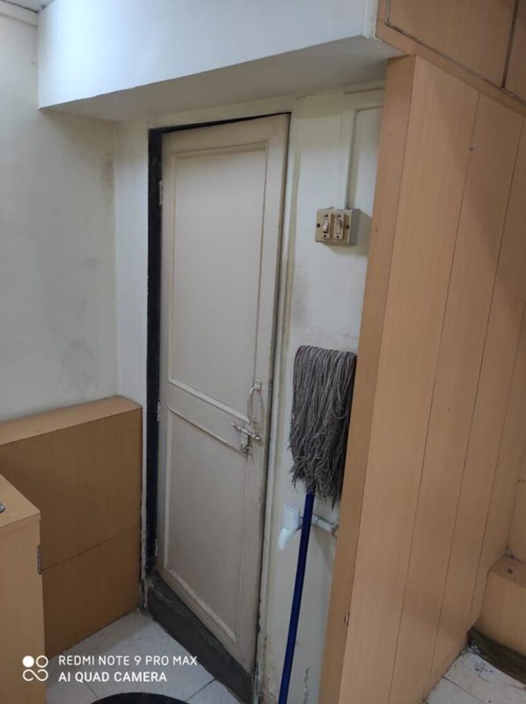 Bathroom, kamla-trade-world Commercial Office Space 1230 Sq.Ft. In Lower Parel Mumbai 10441812