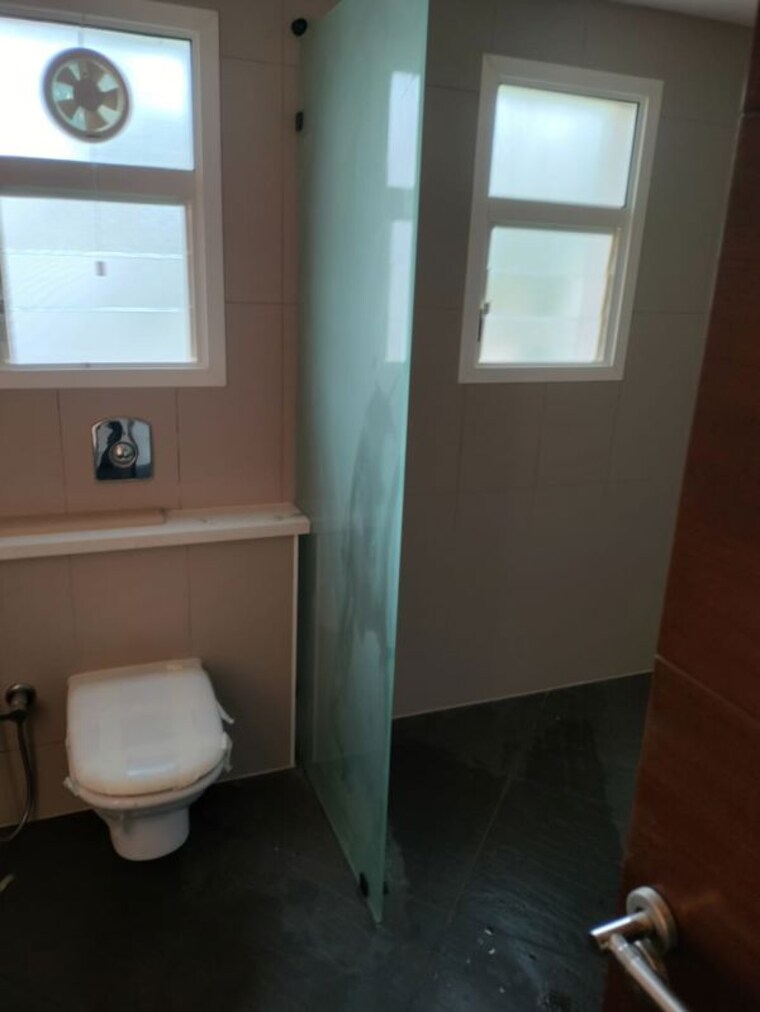 Bathroom, sobha-lifestyle 4 Bedroom 8250 Sq.Ft. Villa In Devanahalli Bangalore 10441767
