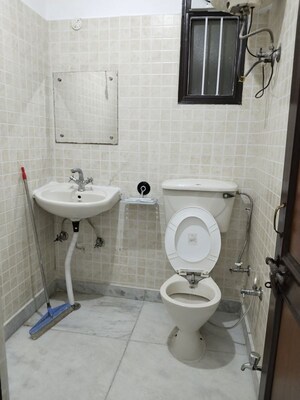 Bathroom in 2 BHK Apartment at Jawahar Nagar – for Rent