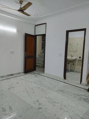 Room in 2 BHK Apartment at Jawahar Nagar – for Rent