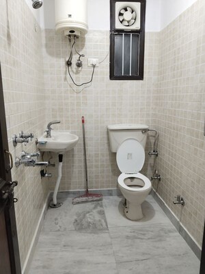 Bathroom in 2 BHK Apartment at Jawahar Nagar – for Rent