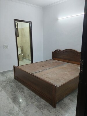 Room in 2 BHK Apartment at Jawahar Nagar – for Rent