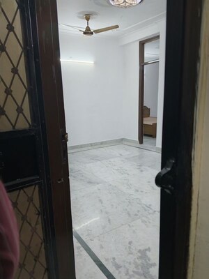 Room in 2 BHK Apartment at Jawahar Nagar – for Rent