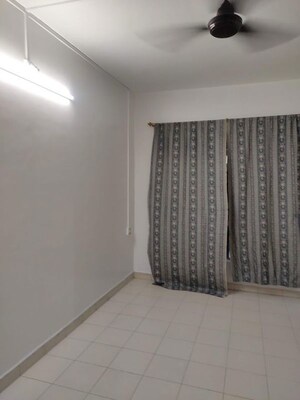 Room in 2 BHK Apartment at Roseland Residency – for Rent