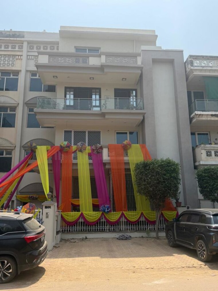 Exterior View, smart-world-gems 2.5 Bedroom 1196 Sq.Ft. Builder Floor In Sector 89 Gurgaon 10441864