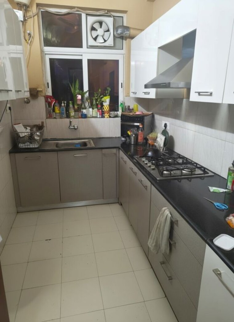 Kitchen, smart-world-gems 2.5 Bedroom 1196 Sq.Ft. Builder Floor In Sector 89 Gurgaon 10441864