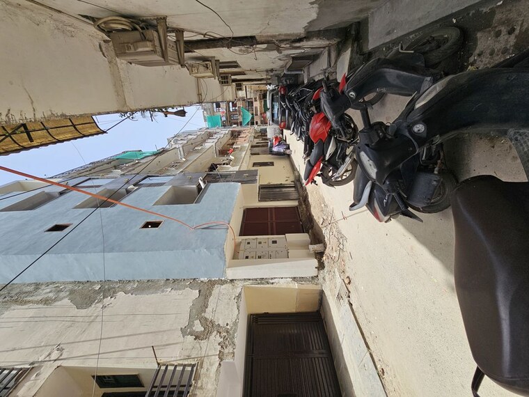 Team Area, fateh nagar 3 Bedroom 110 Sq.Yd. Independent House In Fateh Nagar Delhi 10323775
