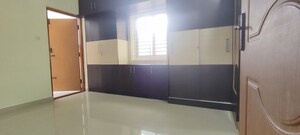 Furnished Amenities in 2 BHK Builder Floor at Bommanahalli – for Rent