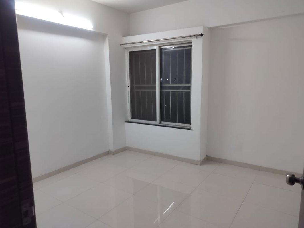 2 BHK 1300 Sq.Ft. Apartment in Wadhwani Sai Paradise