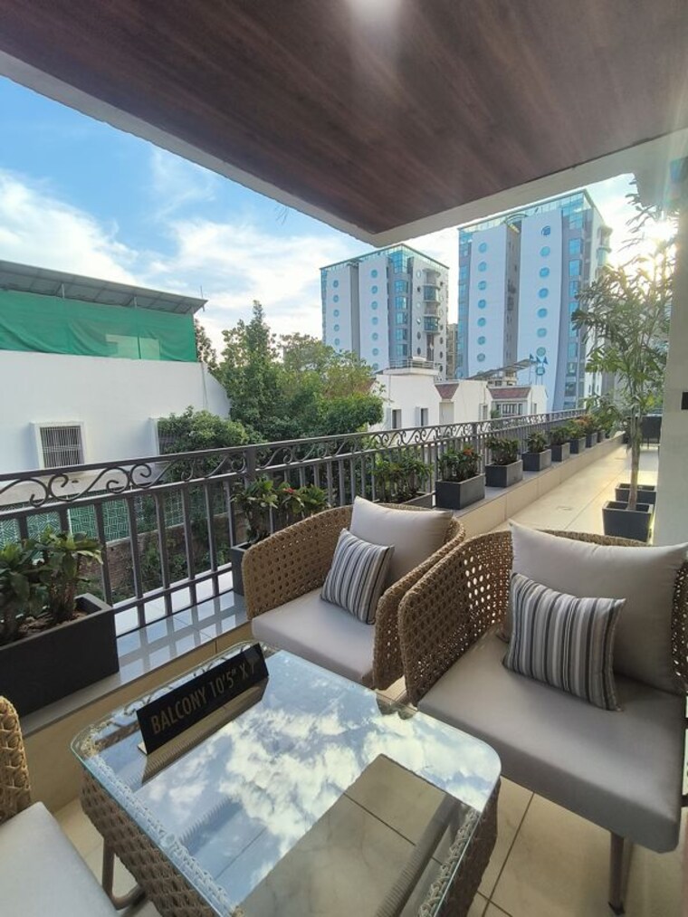 Balcony, courtyard-bellagio 4 Bedroom 2220 Sq.Ft. Apartment In Bhayli Vadodara 10441962