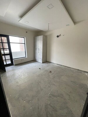 1.5 BHK Apartment For Sale in Sector 16 A