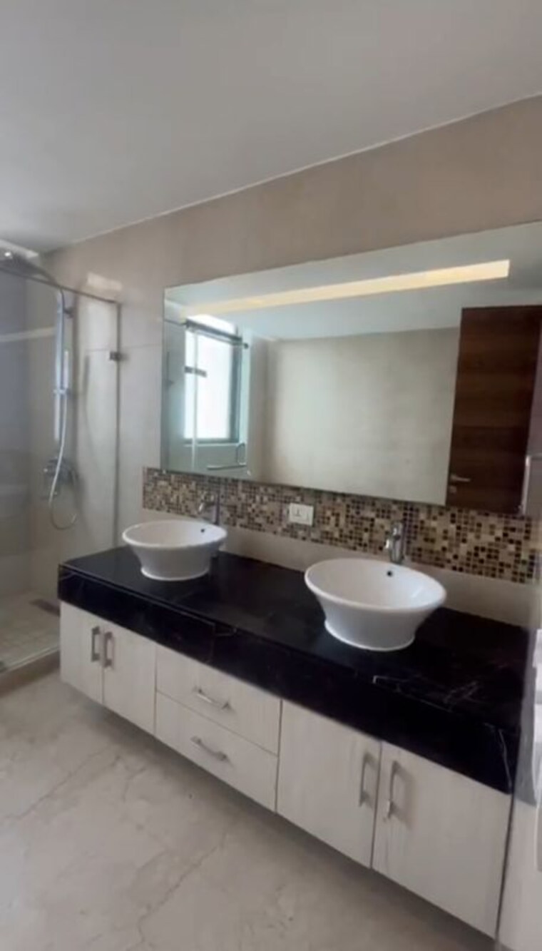 Bathroom, m3m-golf-estate 3 Bedroom 3510 Sq.Ft. Apartment In Sector 65 Gurgaon 10442020