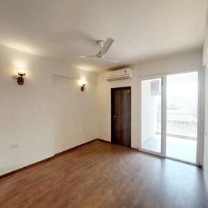 Room in 3 BHK Apartment at DLF Gardencity Enclave, Sector 93 – for Rent
