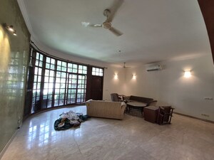 Living Room in 4 BHK Independent House at South City 1 – for Rent