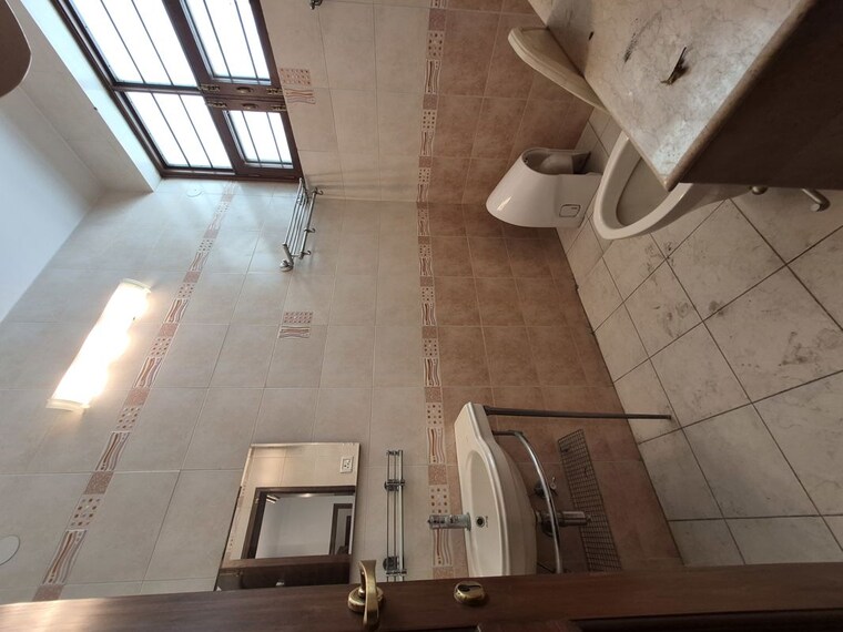 Kitchen, south city 1 4 Bedroom 7000 Sq.Ft. Independent House In South City 1 Gurgaon 10442058