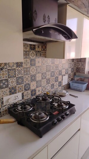 Team Area in 3 BHK Apartment at Sunshine Enclave, Vip Road – for Sale