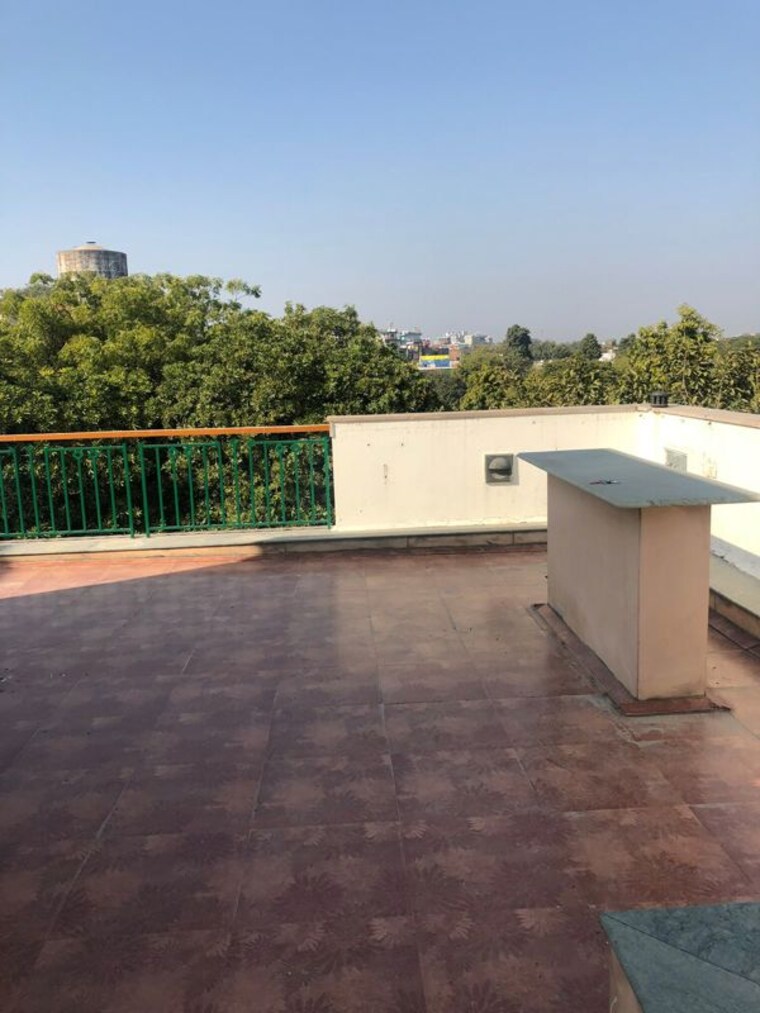 Balcony, vasant vihar 4 Bedroom 3600 Sq.Ft. Apartment In Vasant Vihar Delhi 10441976