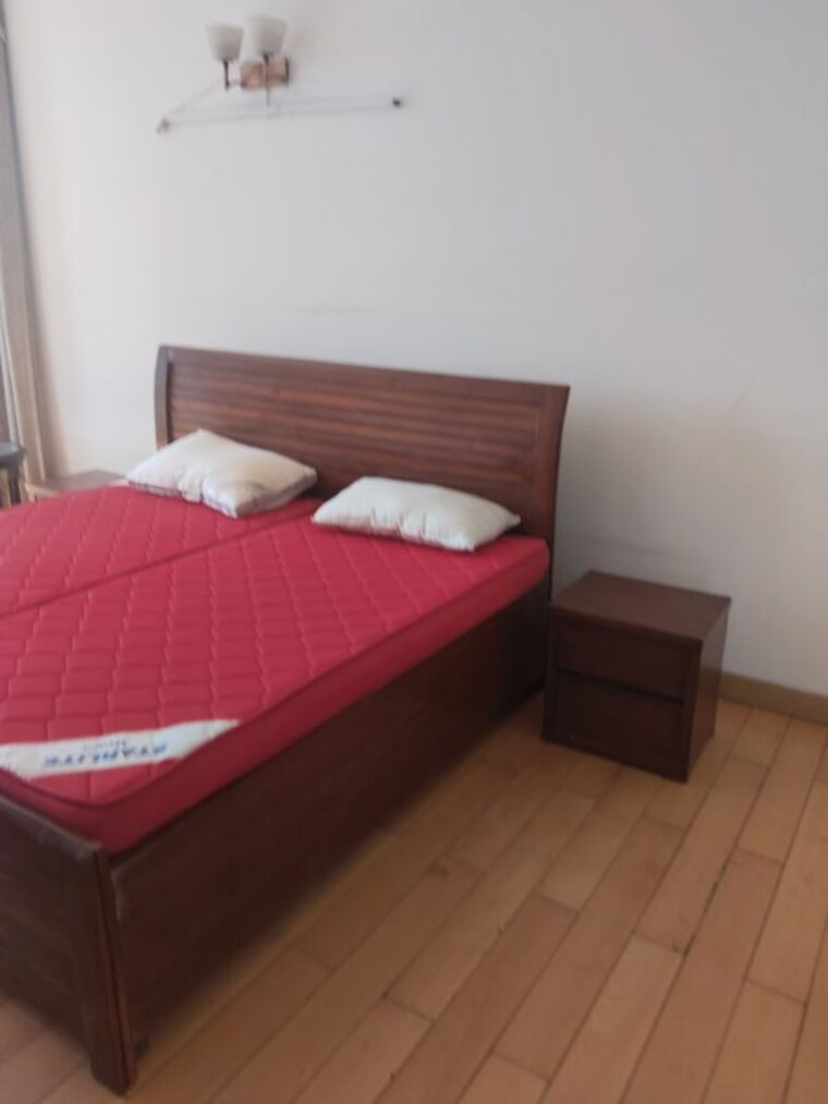 Bedroom, jaypee-green-the-star-court 3 Bedroom 2350 Sq.Ft. Apartment In Jaypee Greens Greater Noida 10442101