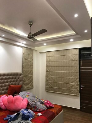 Bedroom in 4 BHK Apartment at Vipul Belmonte, Sector 53 – for Sale