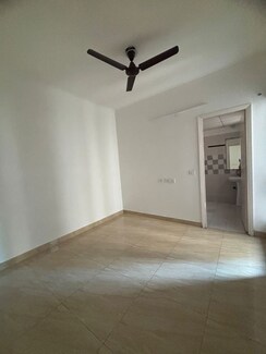 3 BHK + Extra Room Apartment For Sale in Wall Rock Aishwaryam