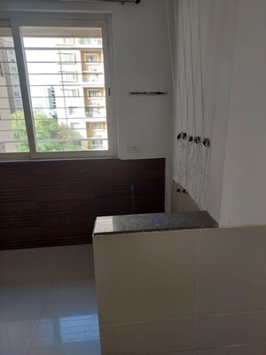 Room in 3 BHK Apartment at Kumar Princetown Royal, Undri – for Rent