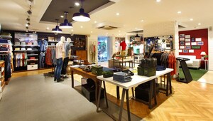  Showroom – Exterior View View at Race Course Road - for Rent