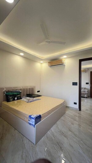 Bedroom in 1 BHK Apartment at Saket – for Rent