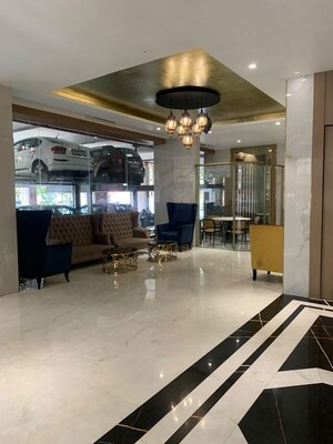 3 BHK Apartment – Entrance View at Darvesh Mariam Residency, Agripada - for Sale
