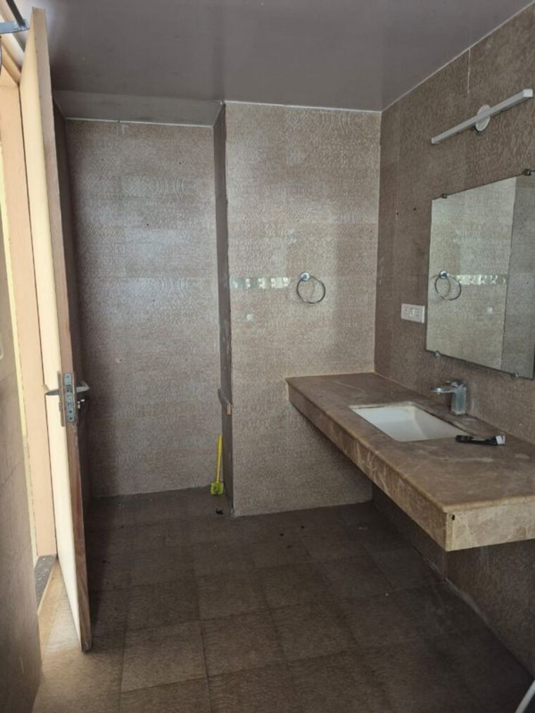 Bathroom, sreepally 4 Bedroom 2600 Sq.Ft. Apartment In Sreepally Kolkata 10442164